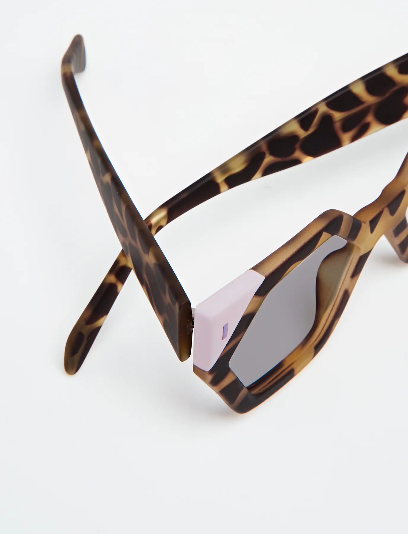 HEXAGON I BICOLOR GREEN TORTOISE / LAVANDER TIP