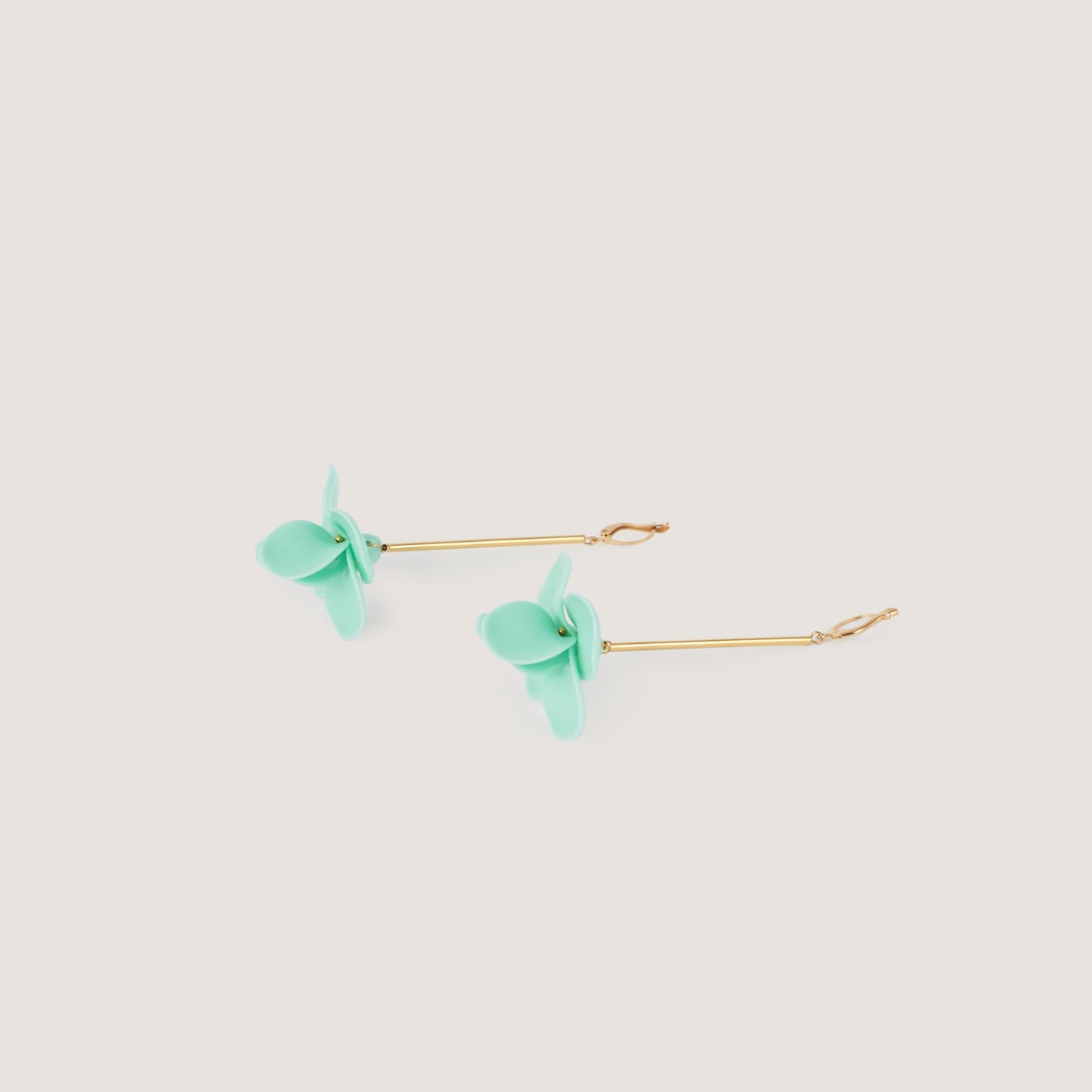 PENDIENTES PÉTALOS LARGOS TURQUESA by MALABABA - Sister Birkin