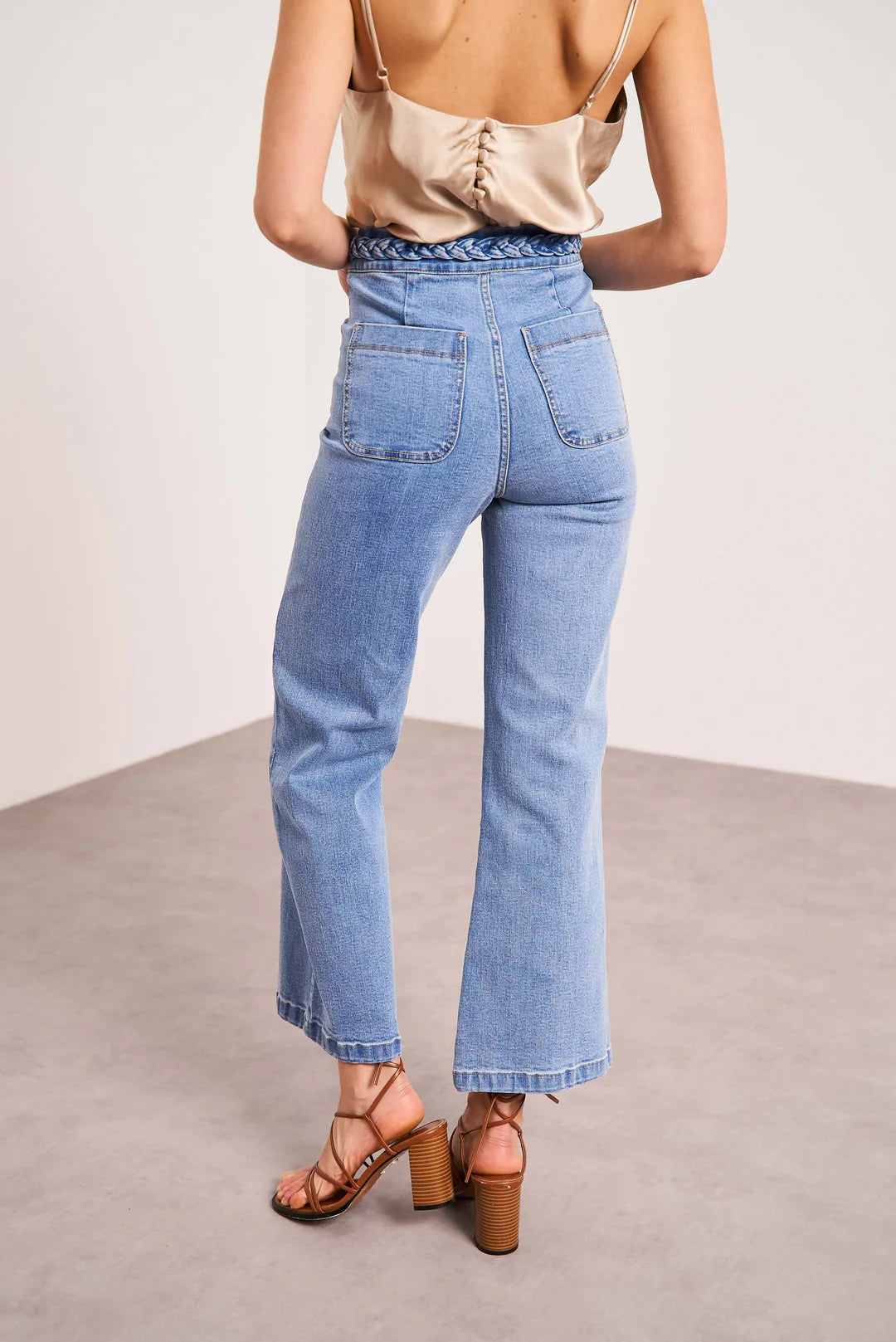 VAQUERO FLORINE (PETITE ) CROPPED FLARE - Sister Birkin