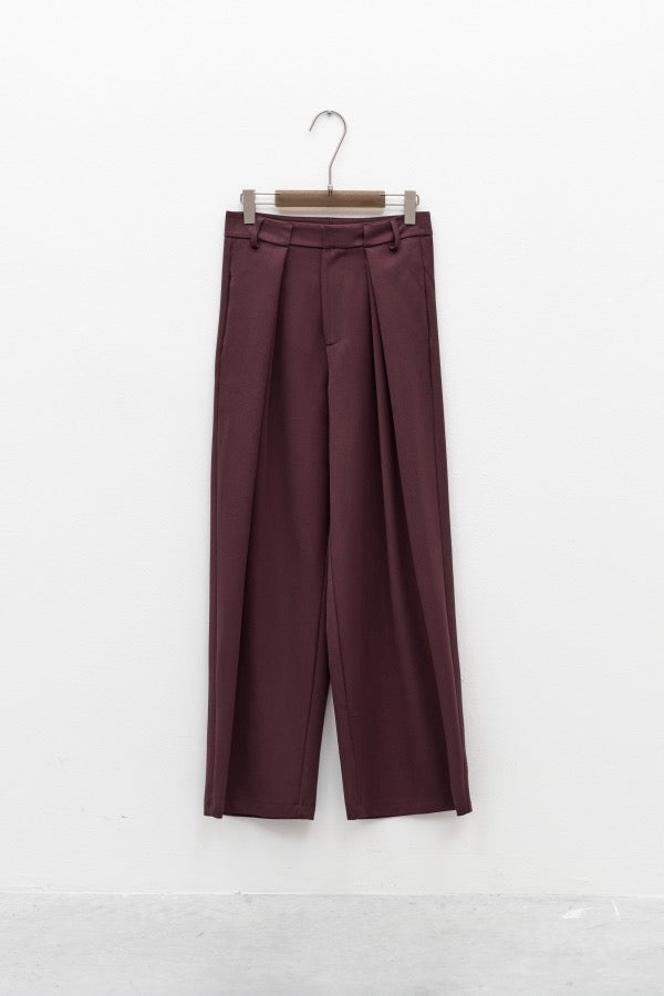 PANTALÓN HARLOW PLEATED BORDEAUX