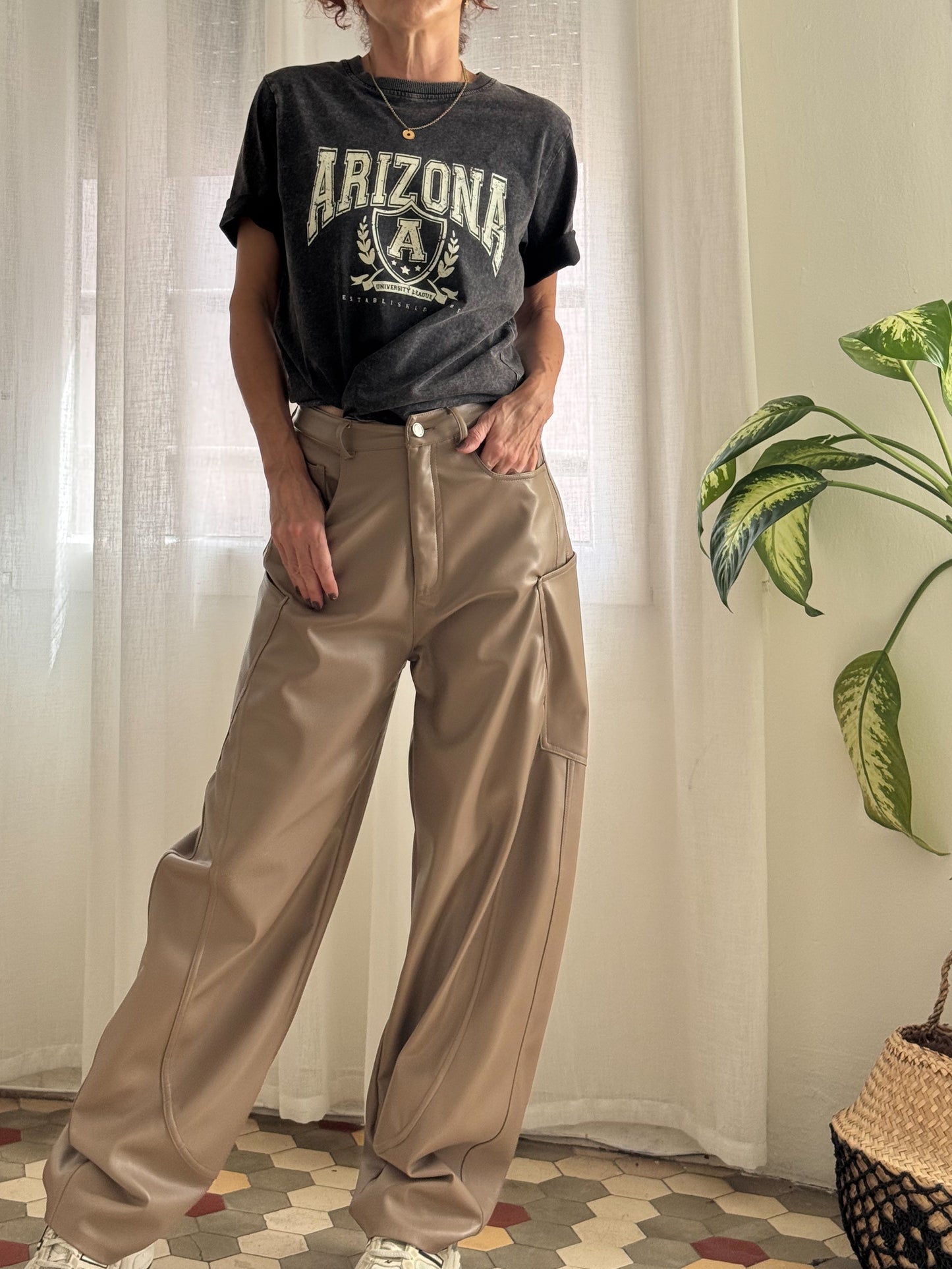 PANTALÓN ELLIOT VEGAN TAUPE