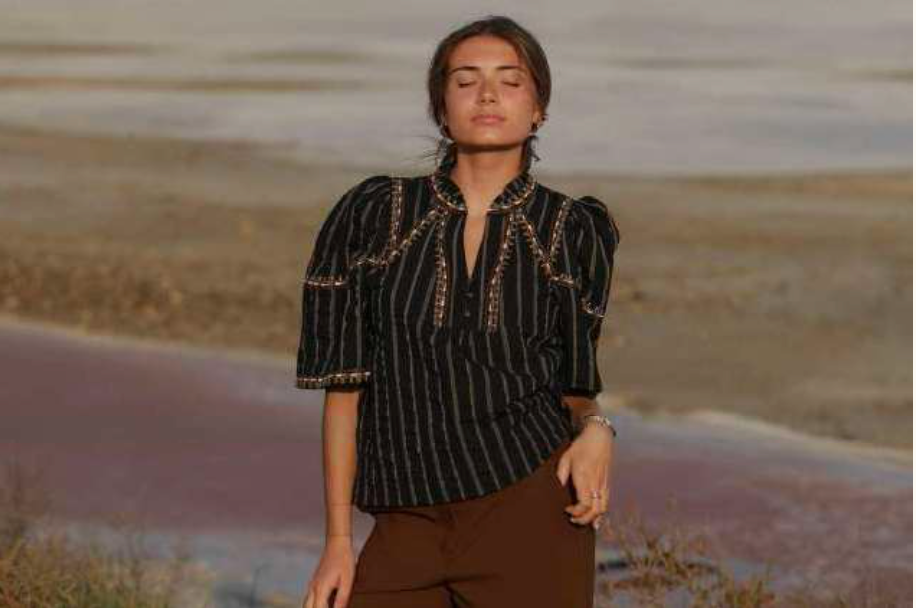 TOP BRODERIE CORA NOIR