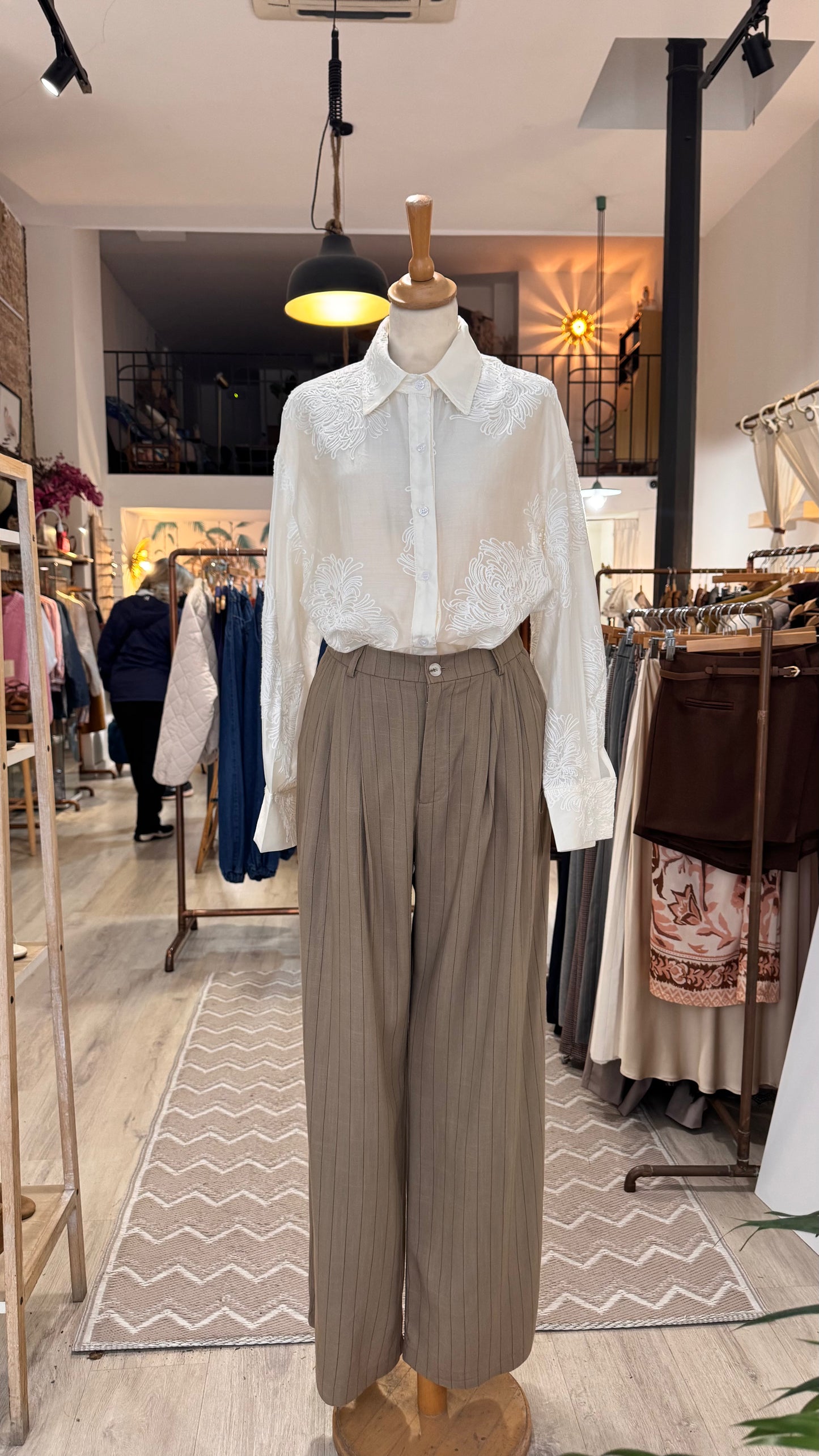 PANTALÓN NEREA LINEN CAMEL