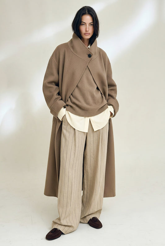 Abrigo de lana y cashmere en color taupe