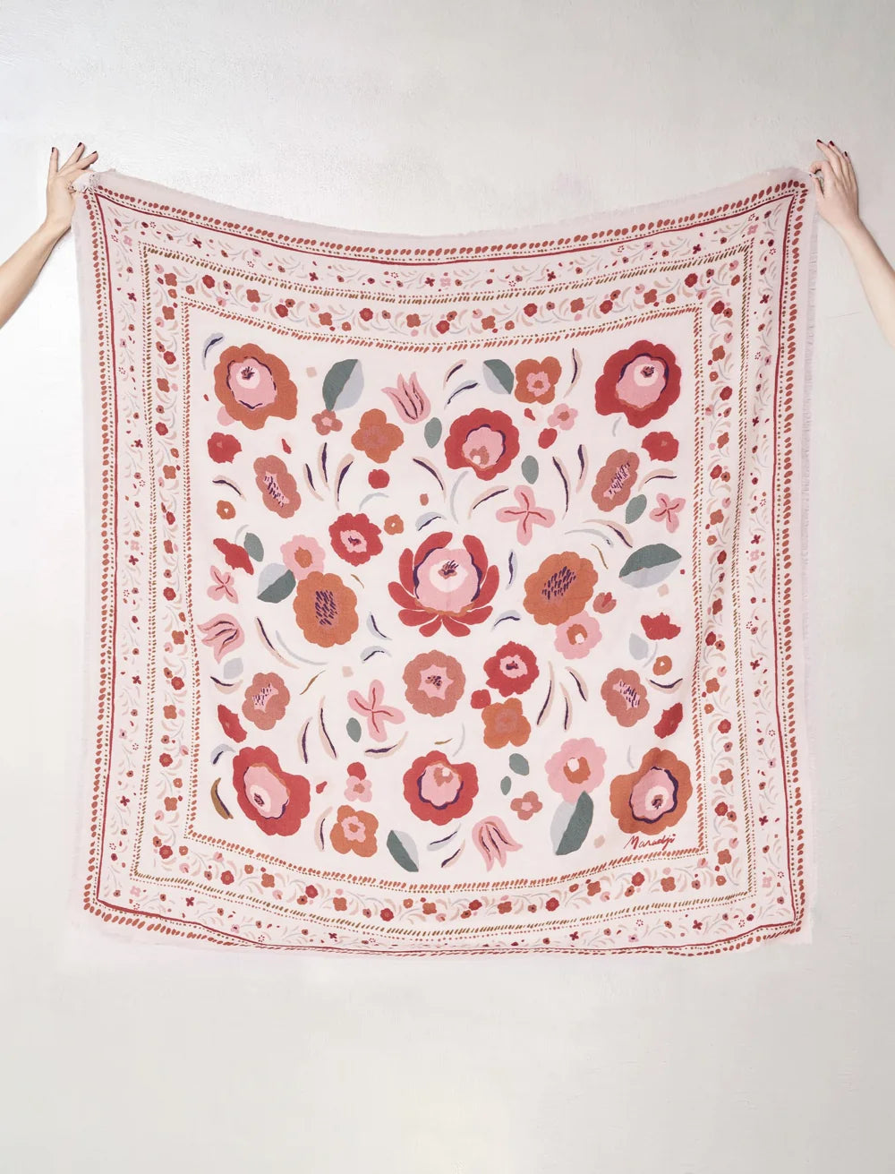 PAÑUELO MAXI BALKANS CREAM
