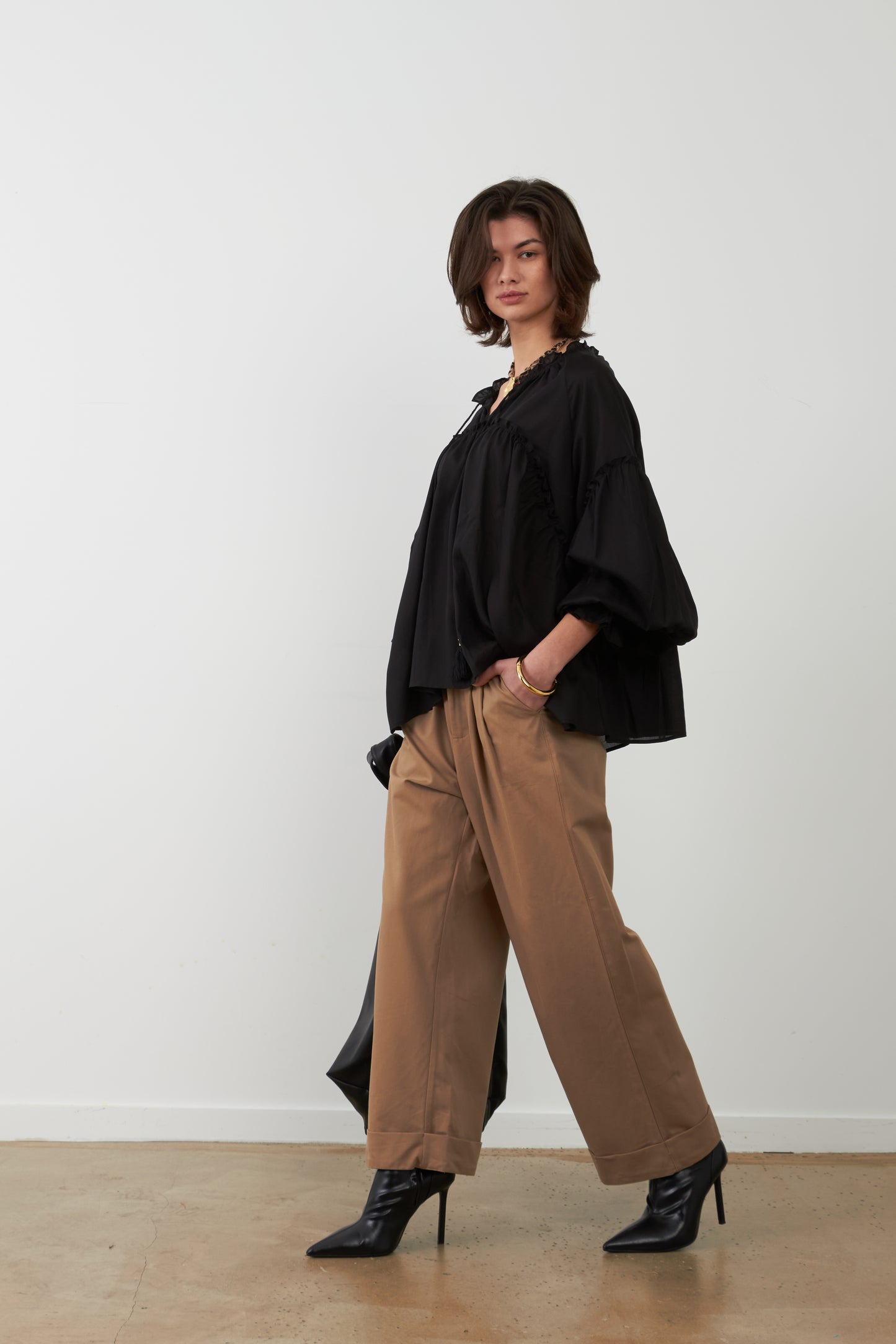 PANTALÓN LAUGANE KAKI
