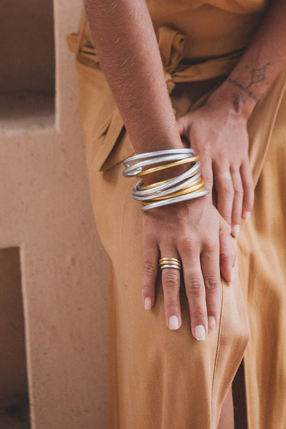BRAZALETE GRUESO MANTRA KUMLAI SILVER - Sister Birkin 