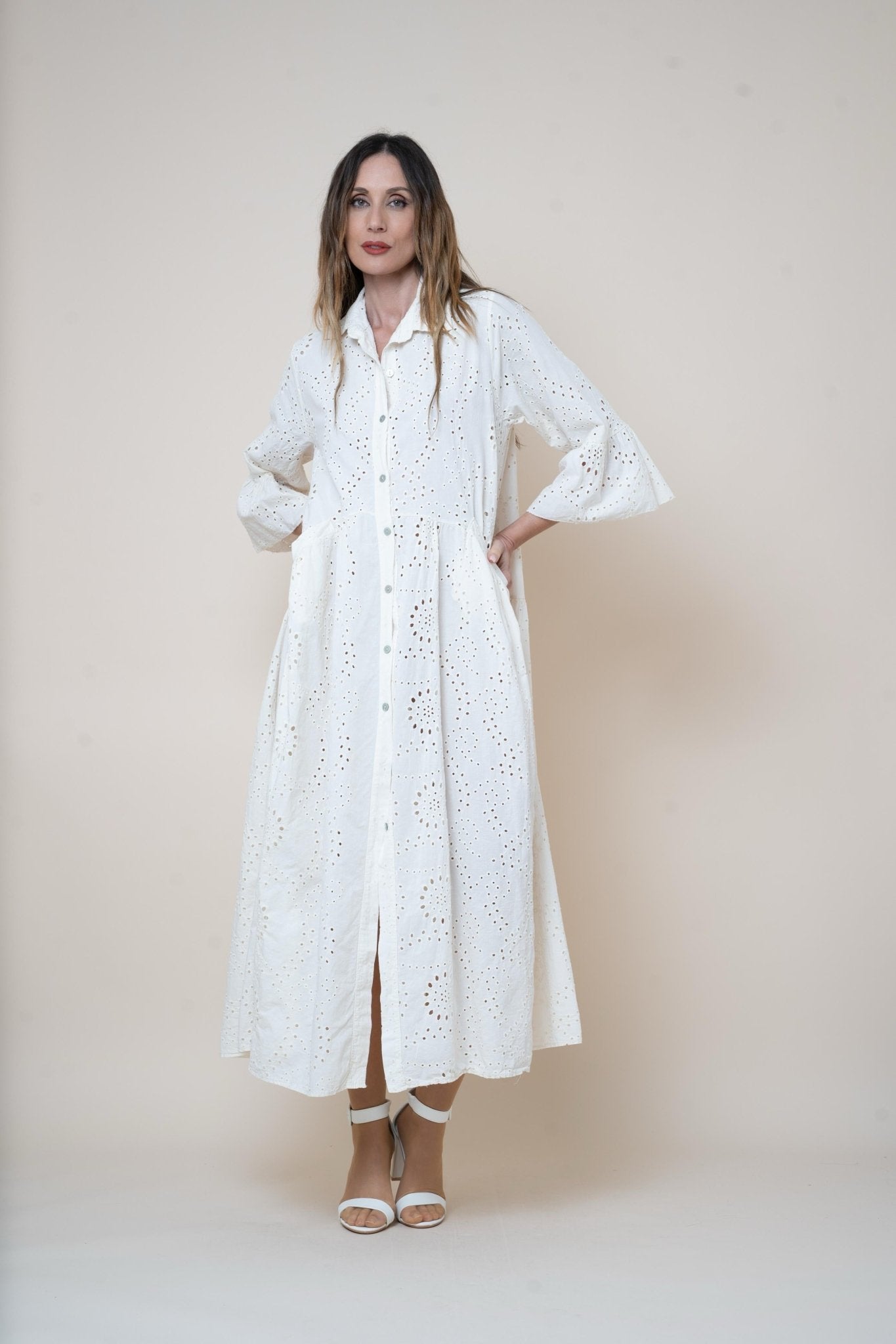 VESTIDO BORDADO MACARENA - Sister Birkin