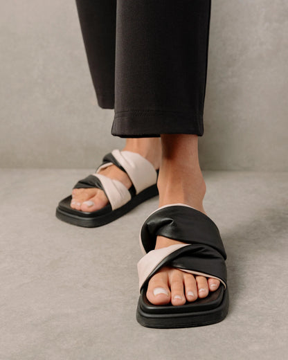 SANDALIAS BICOLOR SHAKA BLACK IVORY - Sister Birkin
